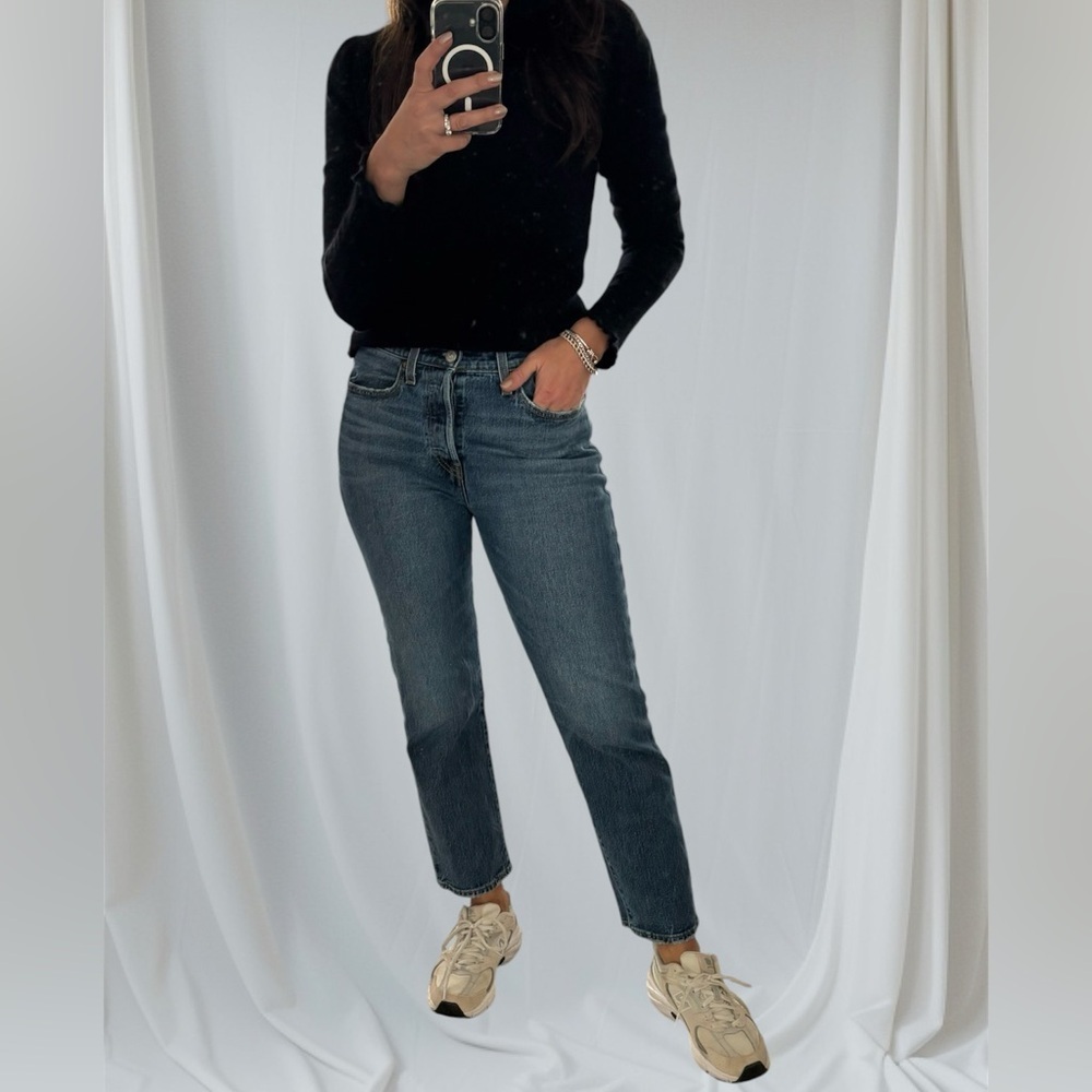 Levi’s Wedgie Straight Jeans Size 28